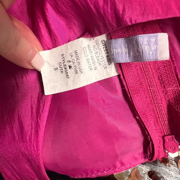 Elegant Fuscia Sleeveless Dress - Picture 6 of 6